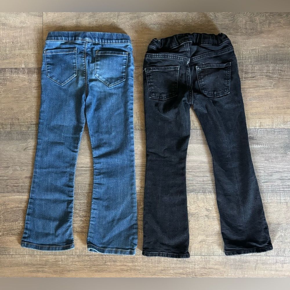 Girl’s size 6 lot of bootcut jeans, back and blue, Old Navy and carters - Picture 2 of 11